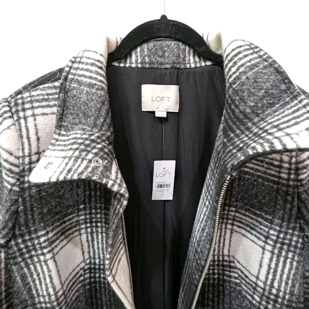 {FLAW} Lane Bryant Black and White Plaid Funnel Neck Pea Car Wool Blend Coat (M) - Picture 3 of 11